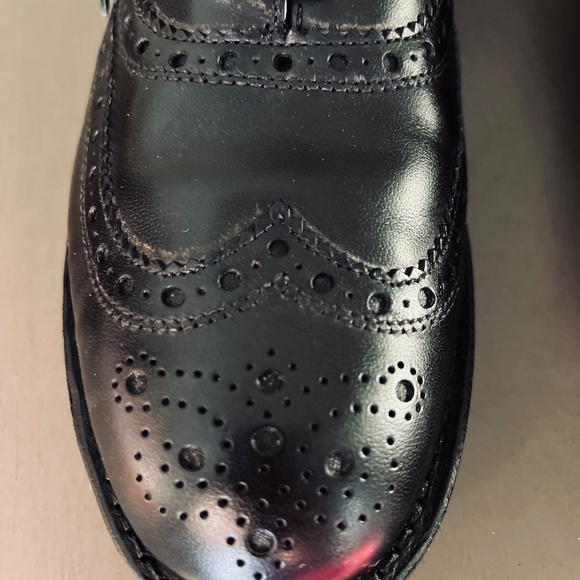 Allen Edmonds Whitney Wingtip Oxford Shoes – Black – Size 9.5 D - Picture 4 of 8